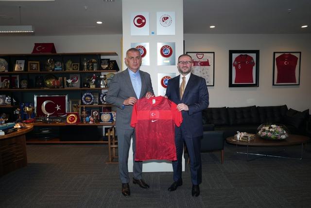 Şenol Kazancı'dan, TFF Başkanı Hacıosmanoğlu'na ziyaret