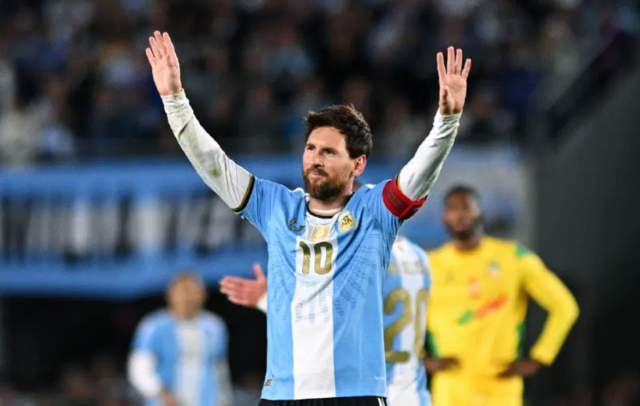 Cristiano Ronaldo'dan Lionel Messi'ye duygusal veda! Icardi de unutmadı...
