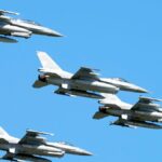 Polonya’ya ait F-16 savaş uçağı, gösteri provasında düştü