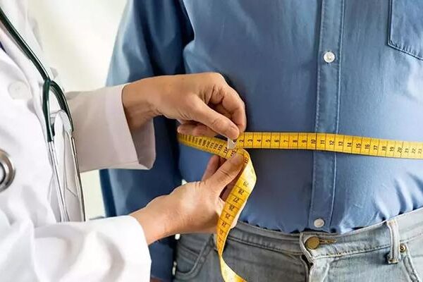 Obezite cerrahisinde yeni dönem: Tek kesiyle hem estetik hem konfor mümkün!