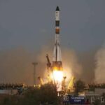 Hindistan “4 bin 400 kilogramlık en ağır haberleşme uydusunu” fırlattı