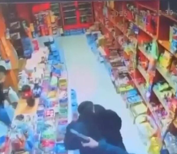 10 bin liralık komisyon yüzünden evini satan adam, alıcının oğlunu vurdu